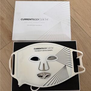 CurrentBody Skin LED Light Therapy Mask – Red & Infrared Light NEW